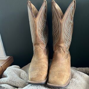 Ariat Brown Western Winter Boots